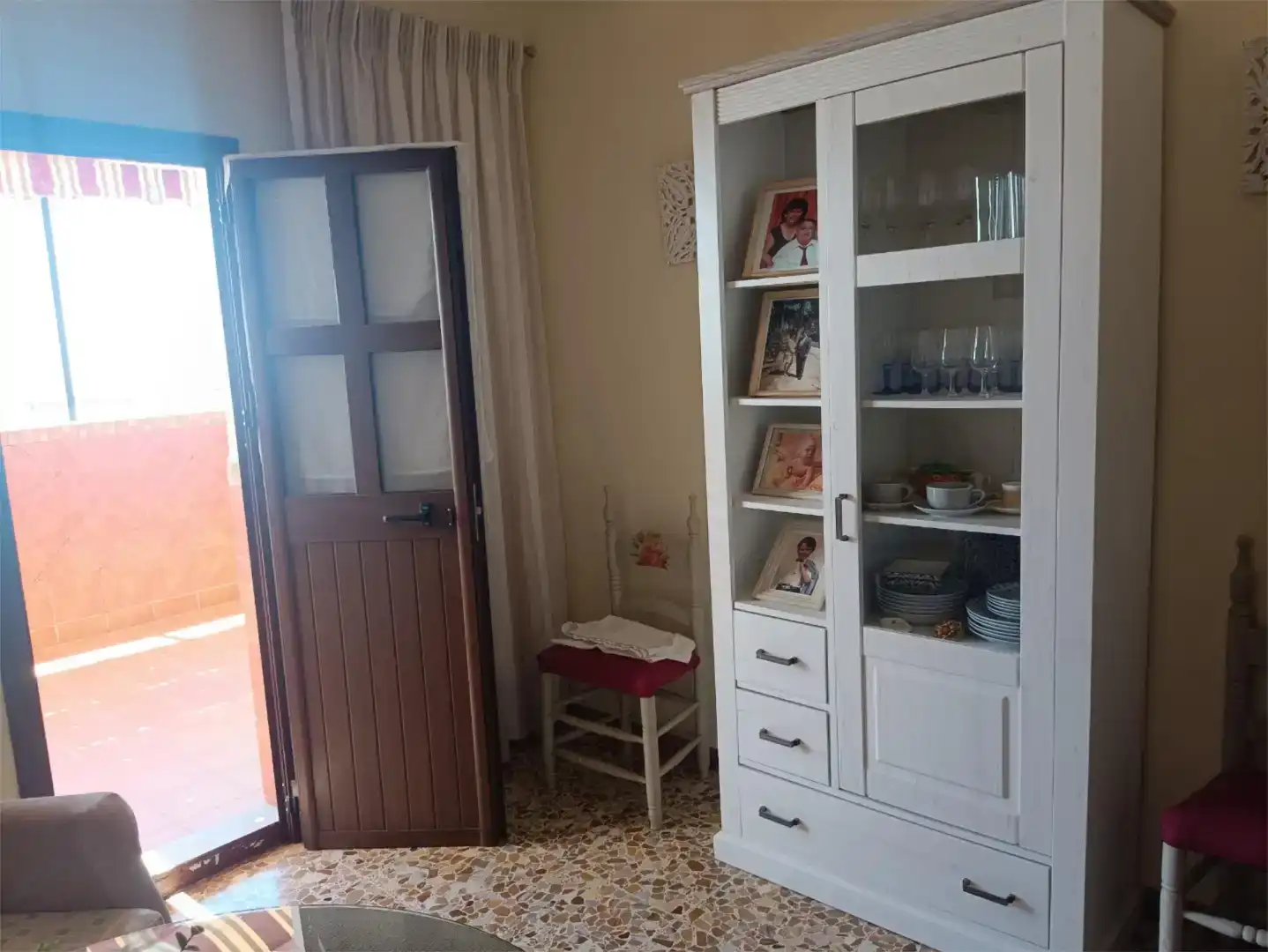 Cuina de Casa adosada en venda en Lora del Río amb Aire condicionat, Moblat i Forn