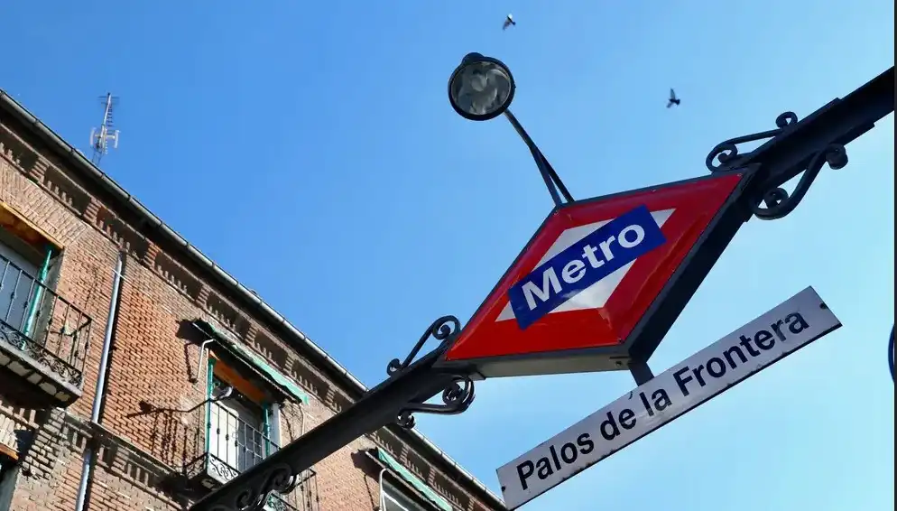 Vista exterior de Piso en venta en Madrid con Aire acondicionado, Calefacción y Jardín privado