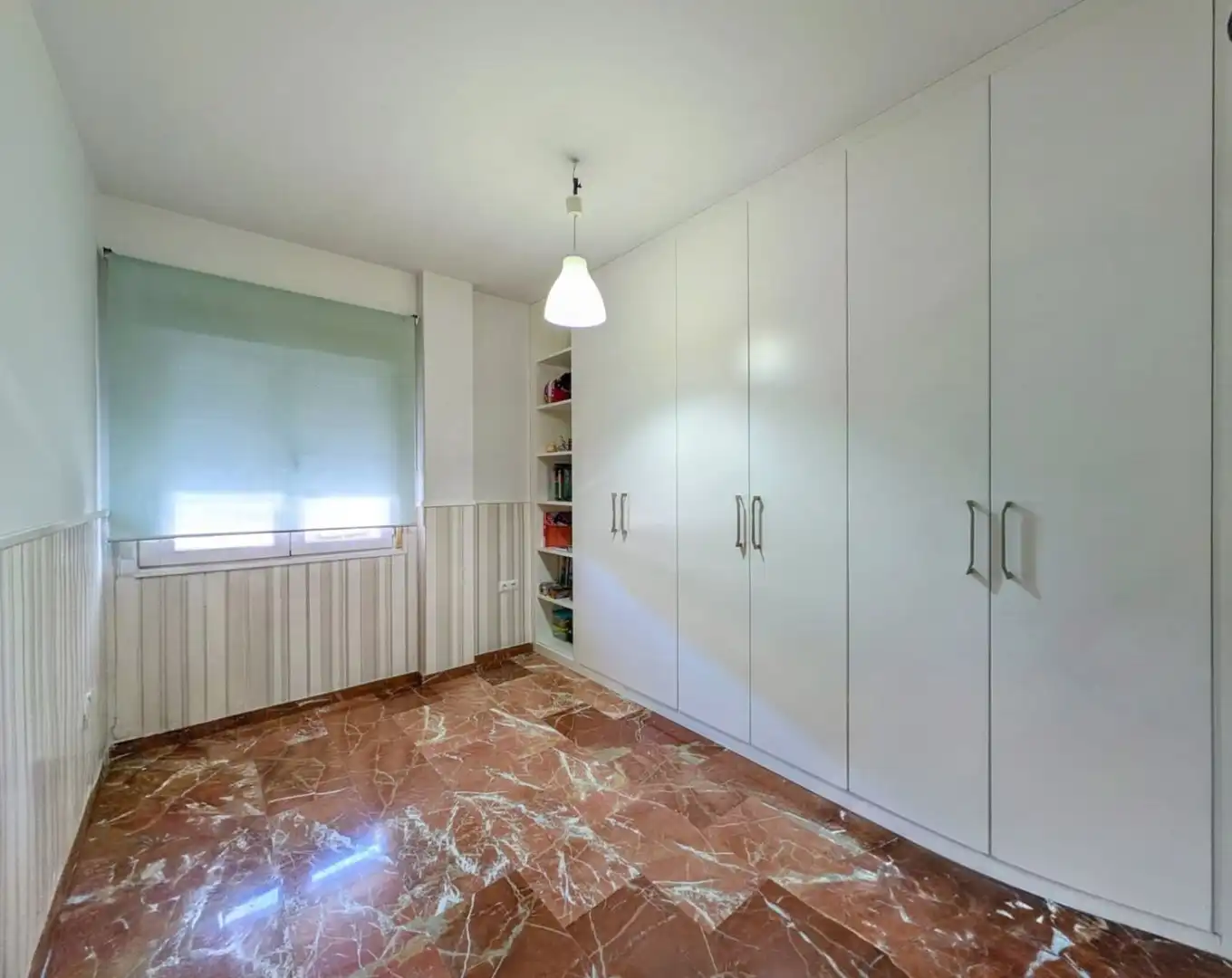 Habitación de Piso en venta en Loja con Aire acondicionado, Calefacción y Terraza