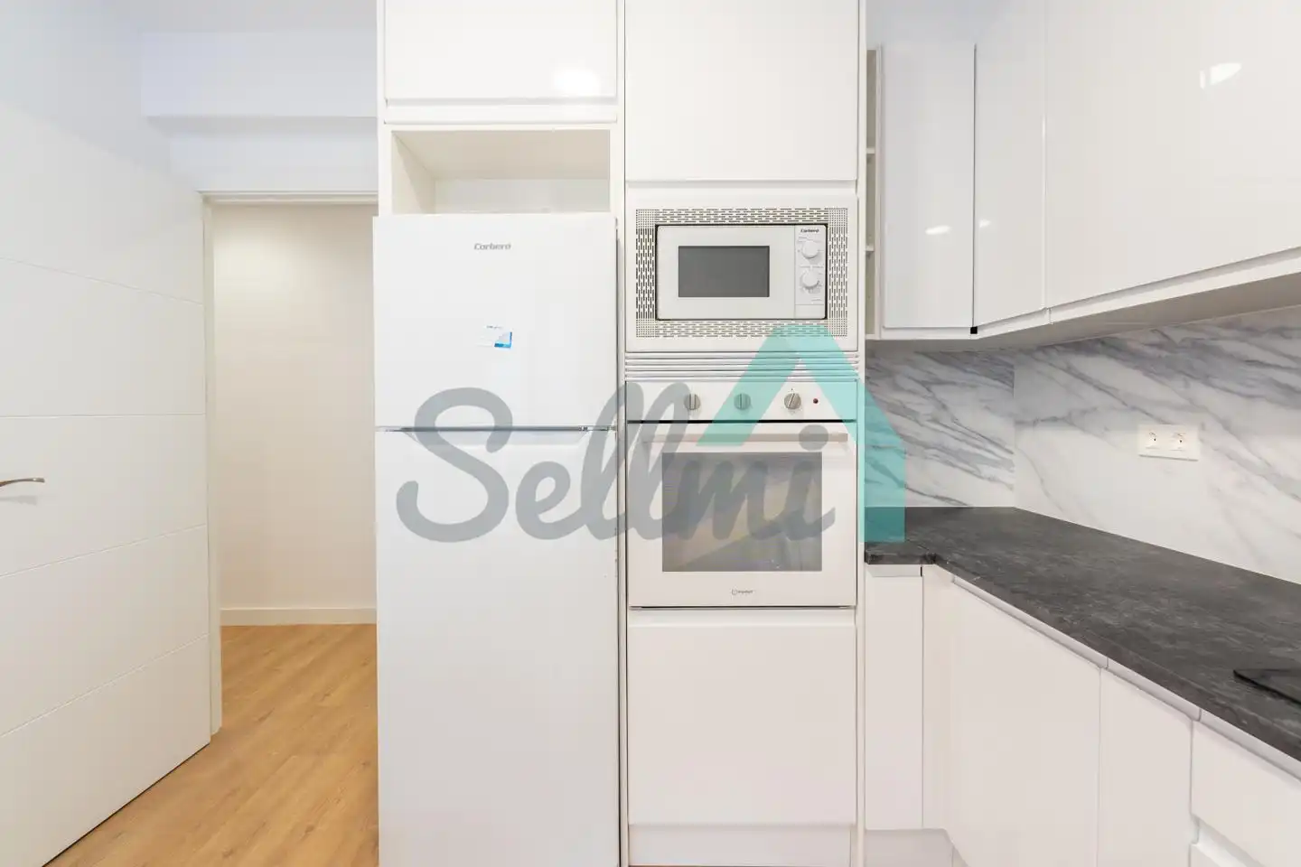 Flat for rent in De Gloria Fuertes, Masip