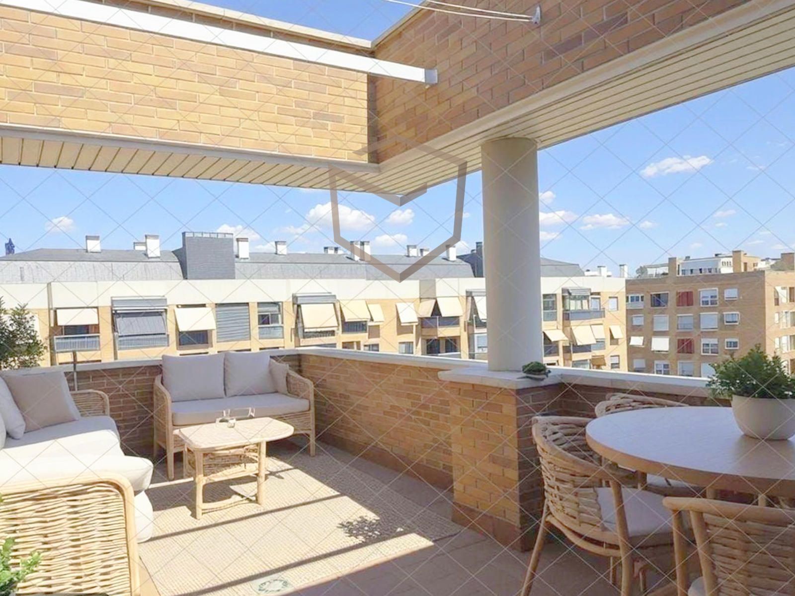 Terrace of Attic to rent in  Madrid Capital  with Air Conditioner, Heating and Terrace
