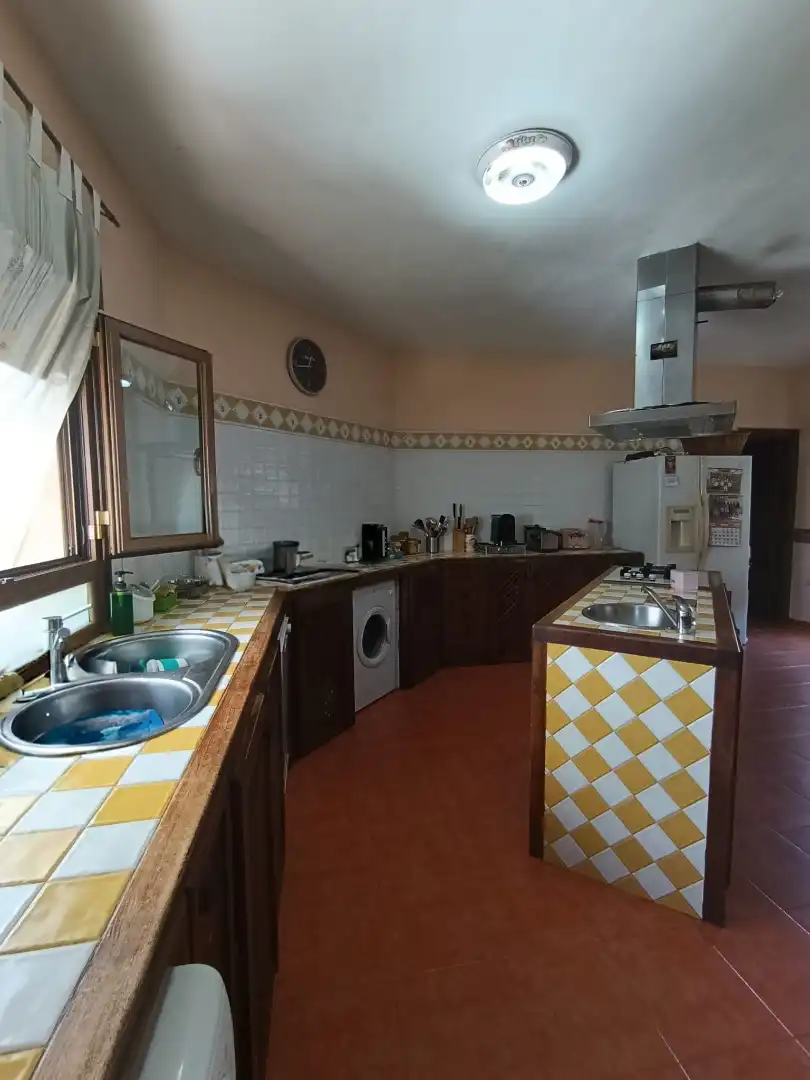 Cuina de Casa o xalet en venda en Albalate de Zorita amb Aire condicionat, Calefacció i Jardí privat