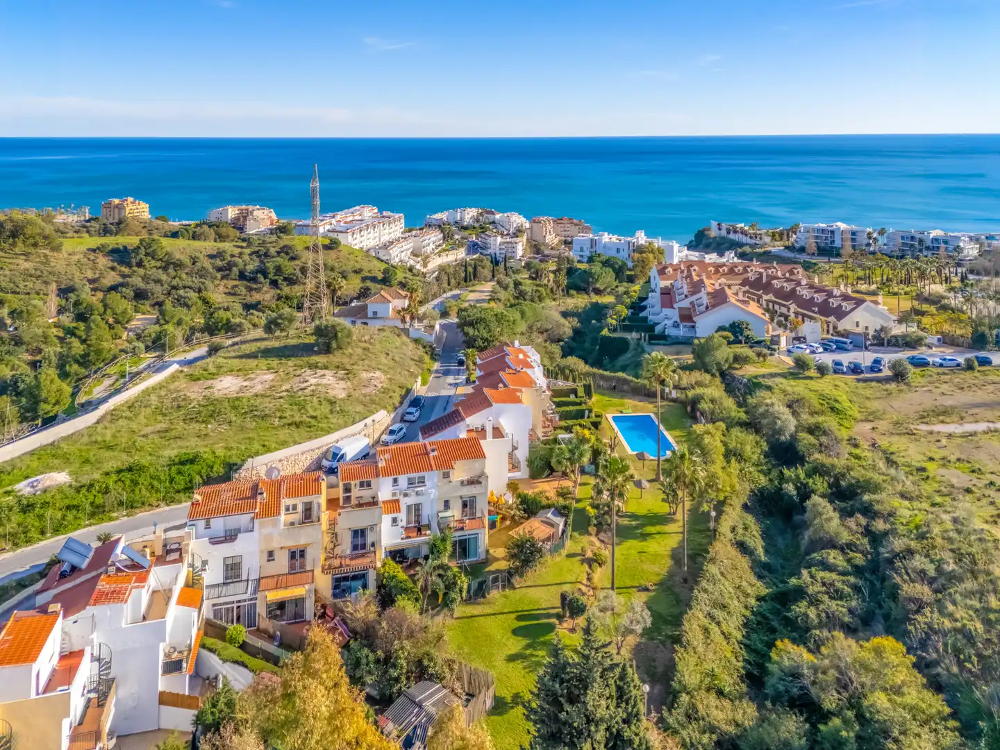 Exterior view of Detached homes for sale in Benalmádena  with Air Conditioner, Private garden and Terrace