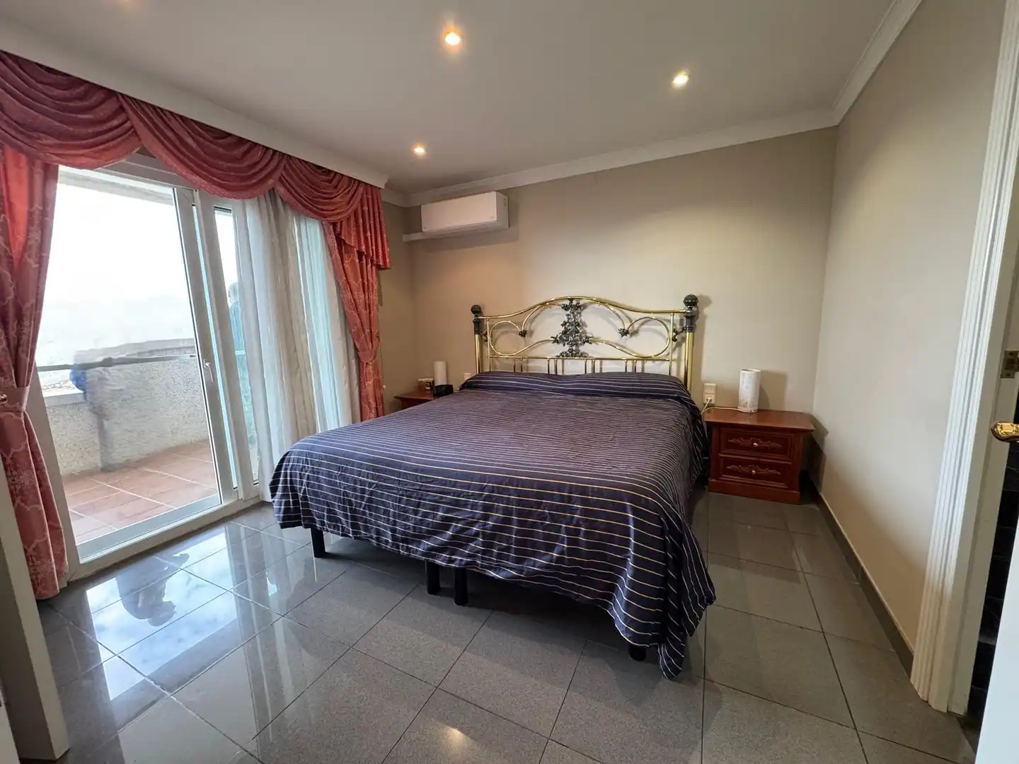 Bedroom of Houses for sale in Pallejà  with Air Conditioner, Heating and Private garden