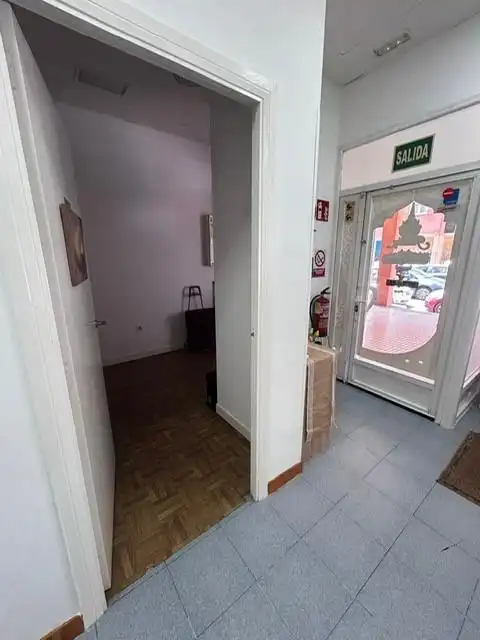 Local comercial en venta en Calle de Dámaso Alonso, imagen 9