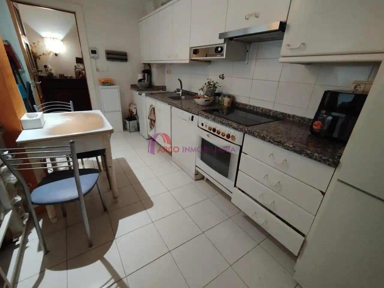 Kitchen of Flat for sale in Burgos  with Heating, Parquet flooring and Terrace