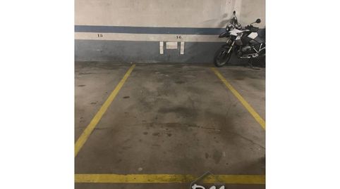 Photo 3 of Garage for rent in Sant Narcís, Girona Capital