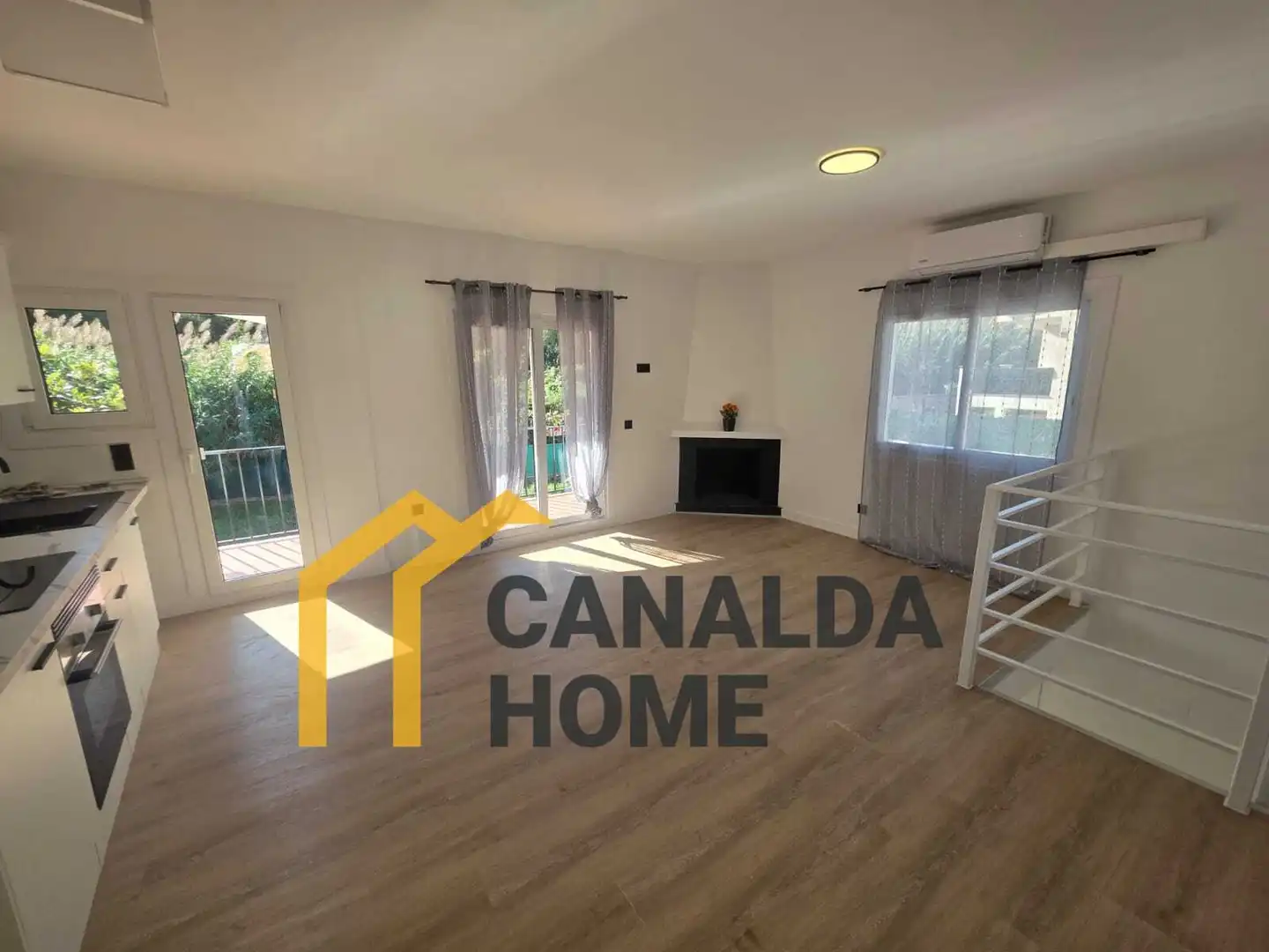 Vista exterior de Casa o chalet en venta en Sant Feliu de Guíxols con Aire acondicionado, Calefacción y Jardín privado