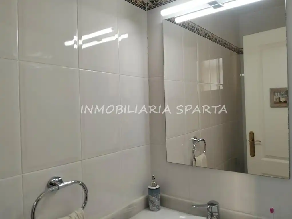 Baño de Casa adosada en venta en Coria del Río con Aire acondicionado, Terraza y Trastero