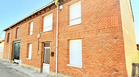 Foto 2 de Casa o xalet en venda a Calle la Poza, 1b, Valdefresno, León