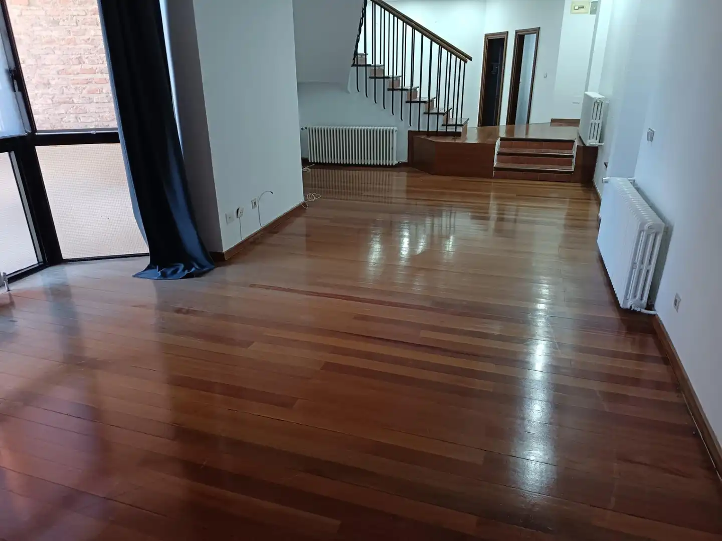 Wohnzimmer von Maisonette zur Miete in Valladolid mit Klimaanlage, Heizung und Parkett
