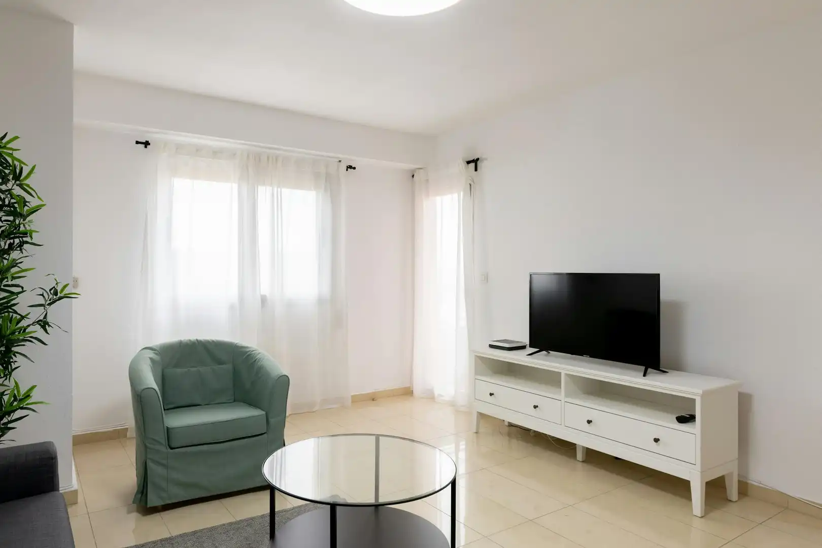 Living room of Flat for share in Valencia  with Heating, Furnished and Washing machine