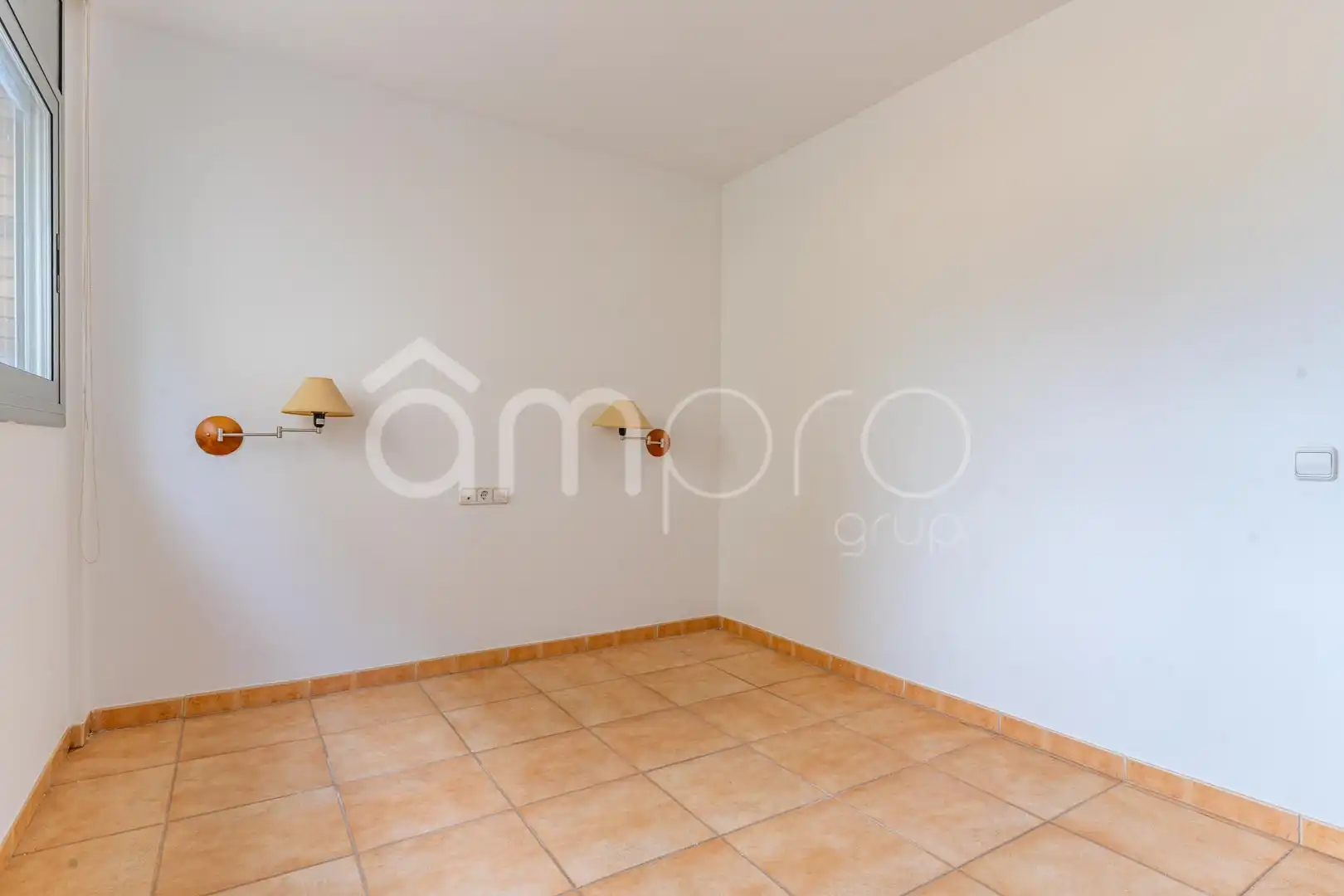 Casa con terrazza in affitto a CARRER DE LA GINESTA, imagen 15