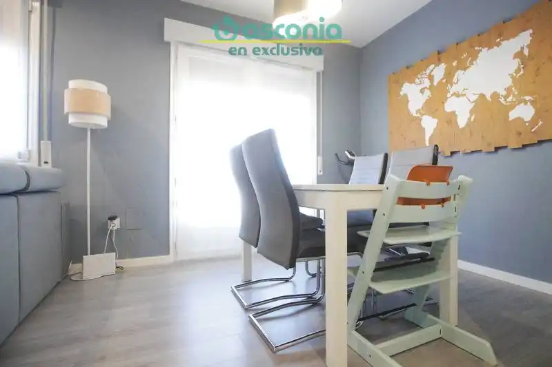 Comedor de Piso en venta en Urbi