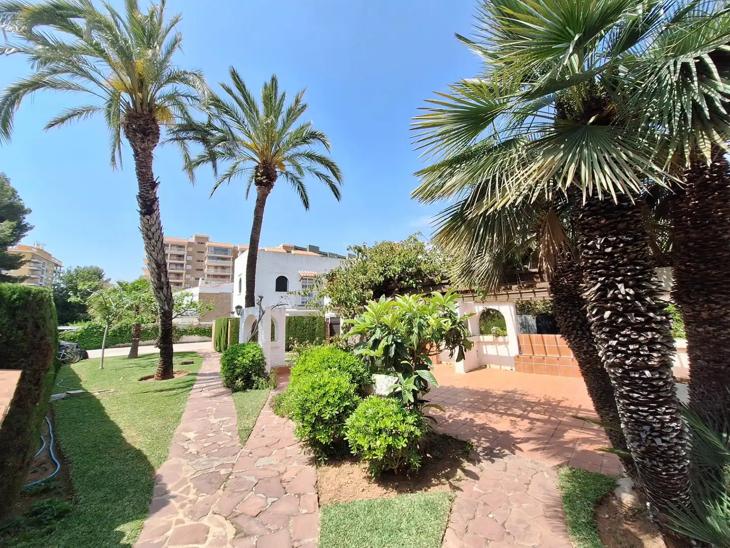 Jardín de Casa adosada en venta en Benicasim / Benicàssim con Terraza, Amueblado y Balcón