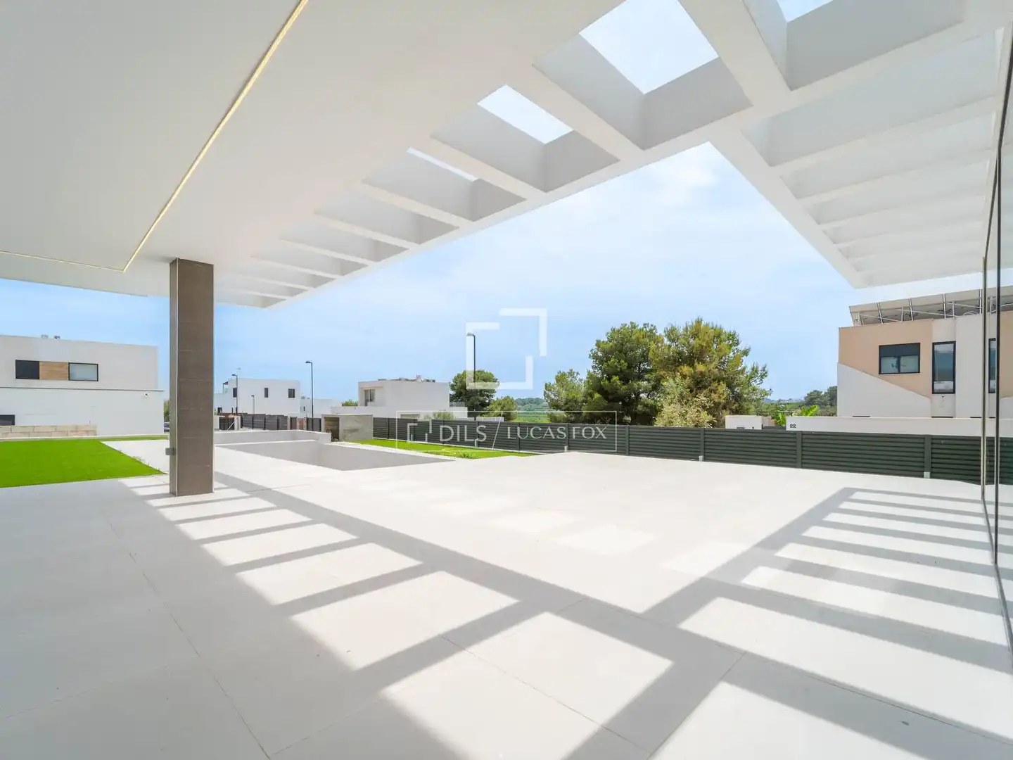 Terrace of Houses for sale in Torrent  with Air Conditioner, Private garden and Terrace