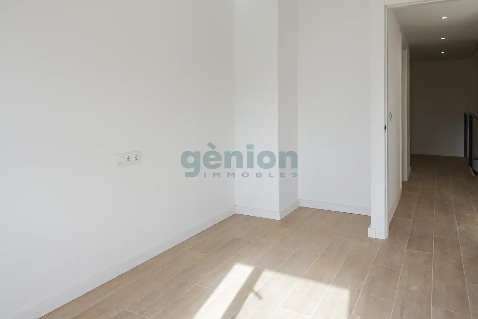Habitación de Piso en venta en Girona con Aire acondicionado y Calefacción