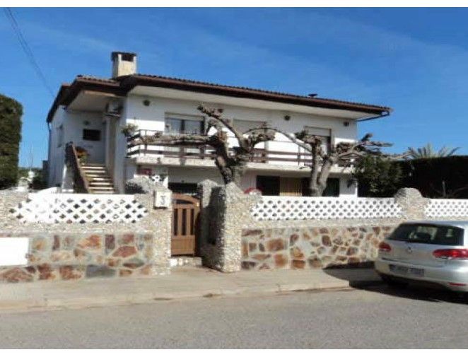 Houses for sale in C/ Clariana Urb. Rocallisa, Castellet i la Gornal
