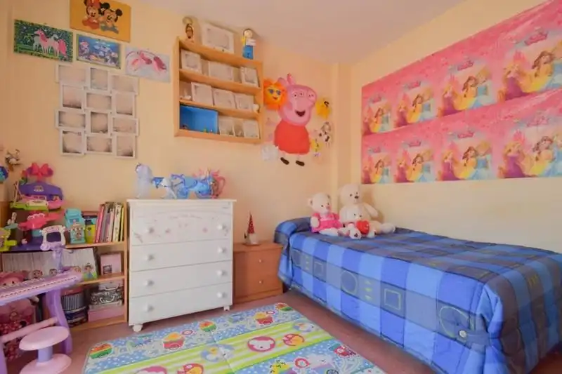 Dormitori de Casa o xalet en venda en Alhendín amb Jardí privat, Terrassa i Piscina comunitària