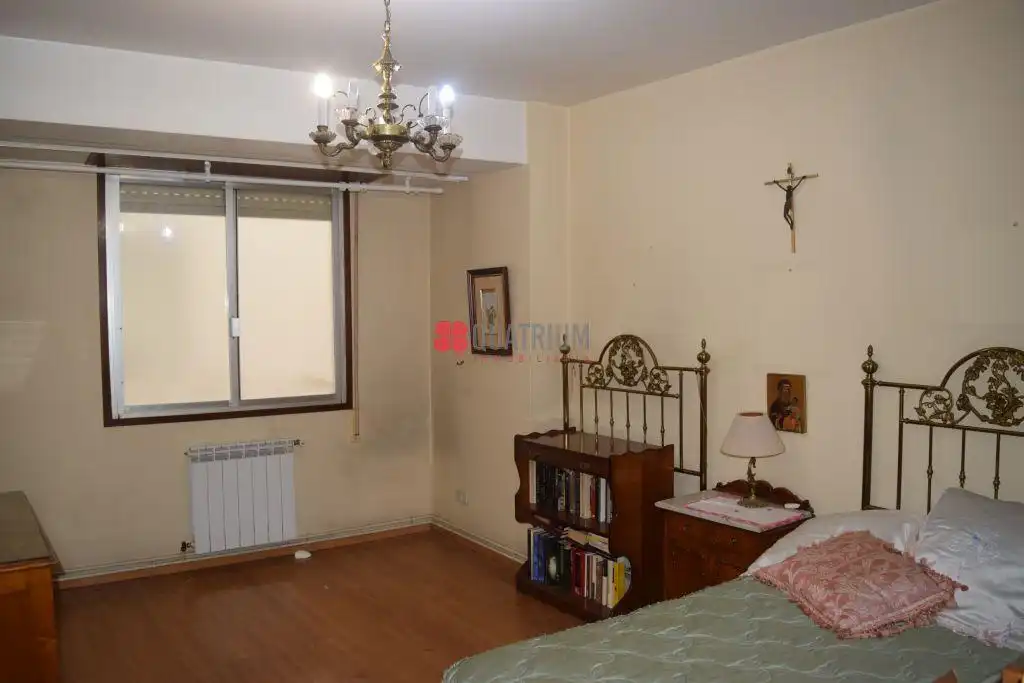 Habitación de Piso en venta en Santiago de Compostela  con Trastero