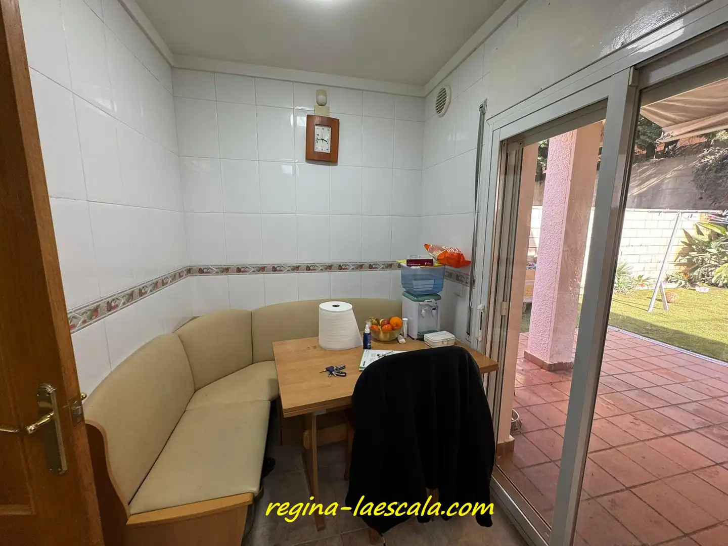 Terraced house with terrace for sale in Passatge Modigliani, imagen 9