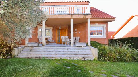 Foto 2 de Casa o chalet en venta en Calle Italia, Peñas Albas - Zulema, Villalbilla