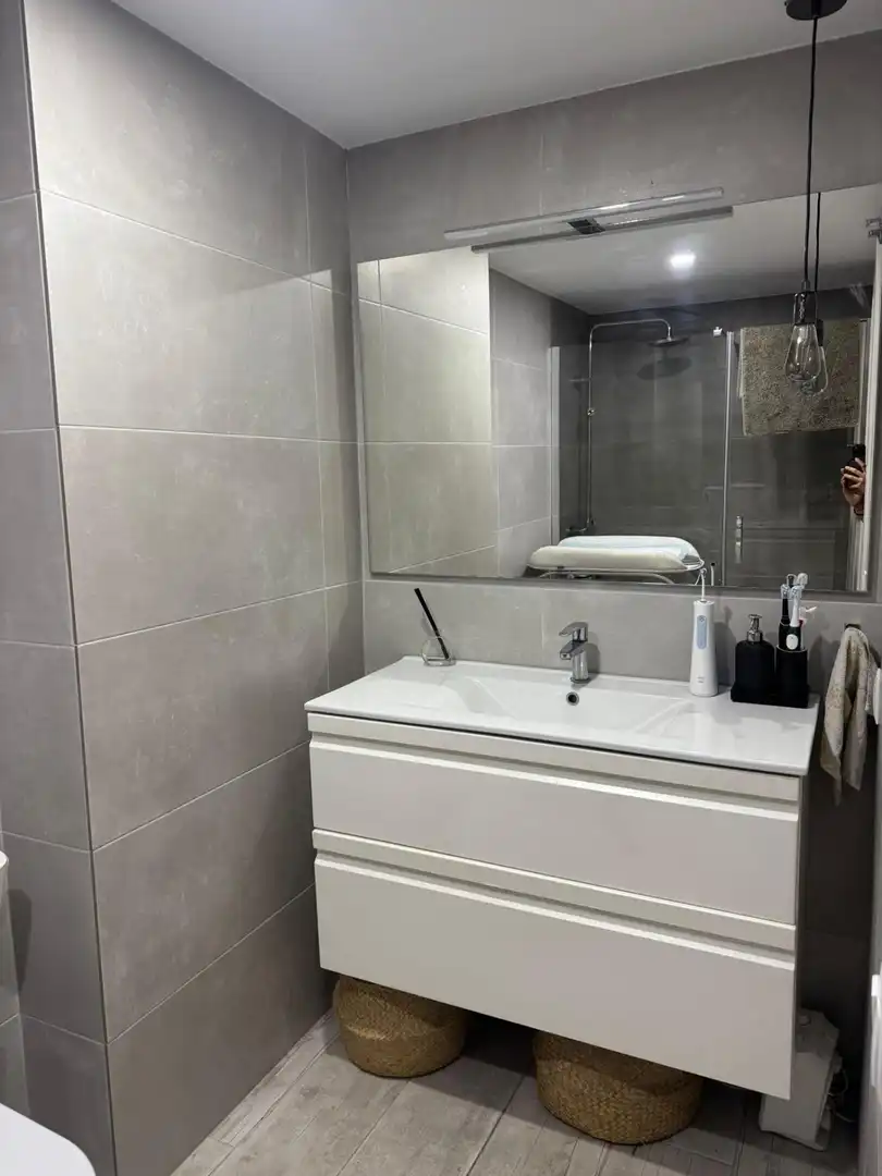 Bathroom of Apartments for sale in Valencia  with Air Conditioner and Heating