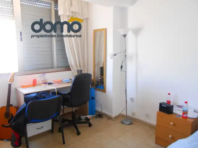 Dormitori de Àtic en venda en Granada amb Moblat, Forn i Rentadora