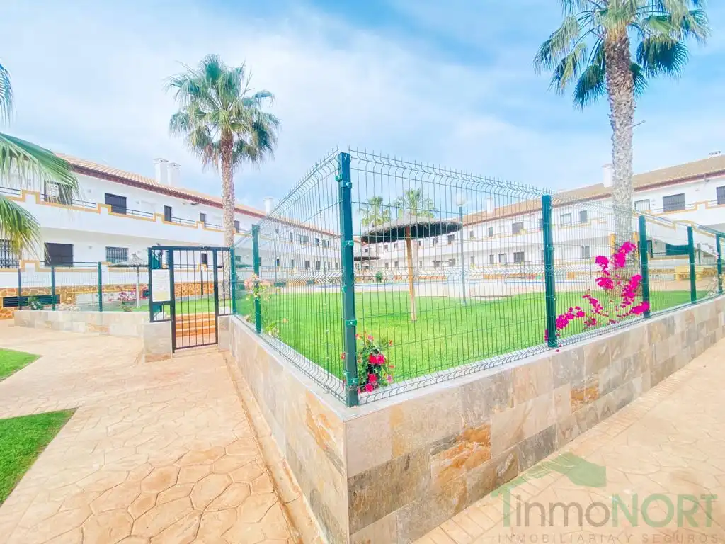 Vista exterior de Pis en venda en Cartagena amb Aire condicionat, Terrassa i Moblat