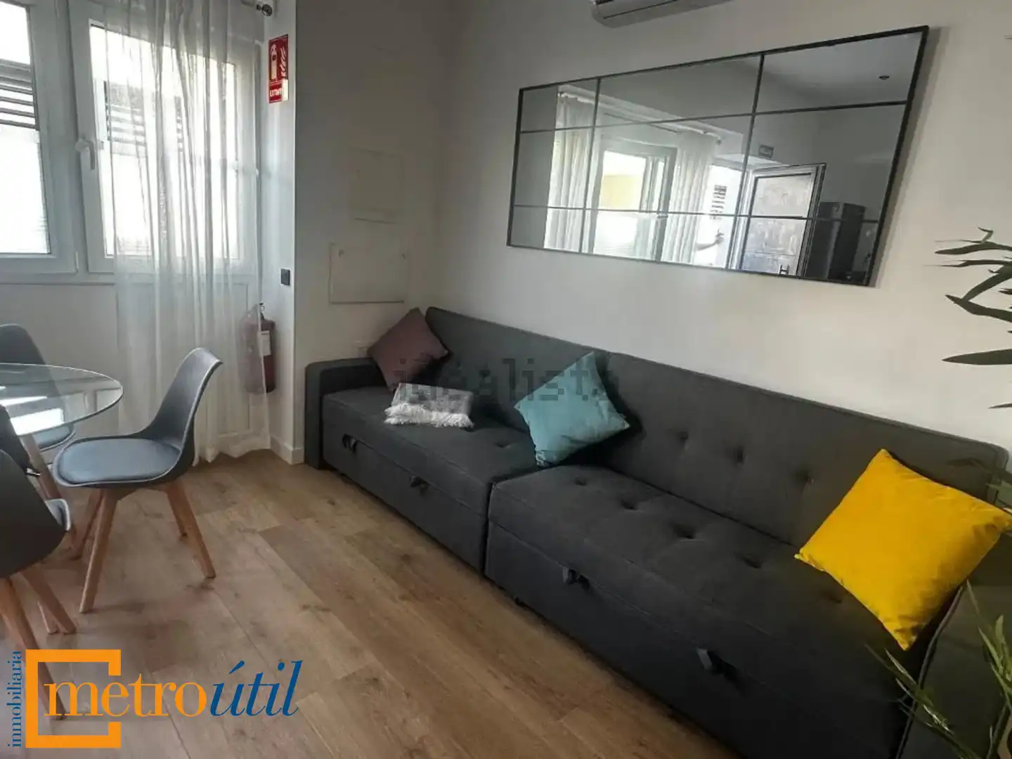 Sala de estar de Estudio en venta en Salamanca con Aire acondicionado, Calefacción y Parquet