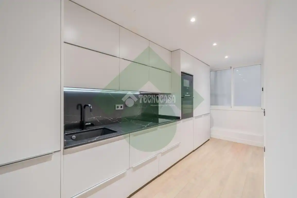 Cocina de Piso en venta en Madrid