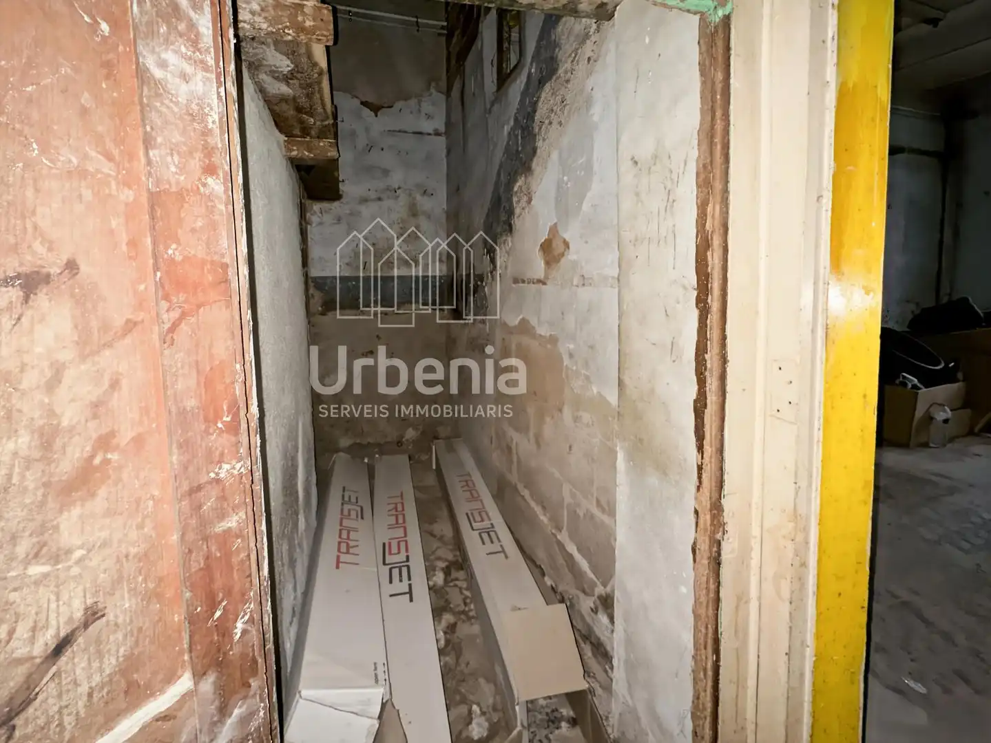 Wohnung zum Verkauf in Argentona mit Heizung, Privatgarten und Abstellraum