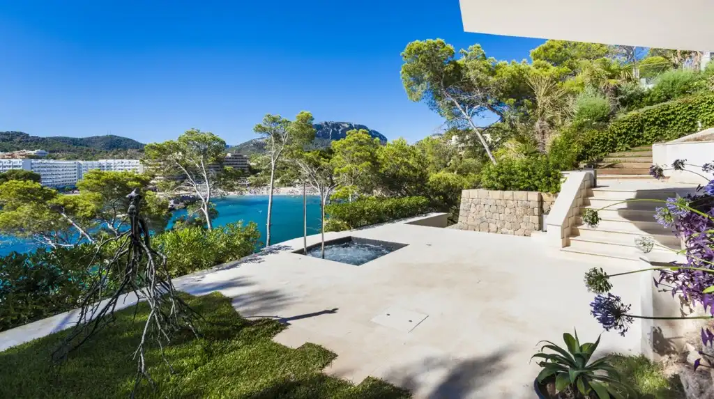 Houses for sale in Es Camp de Mar