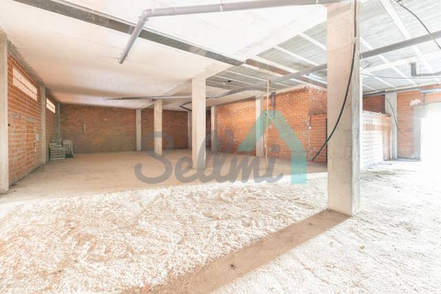 Local comercial en Alquiler en De La Florida en La Florida