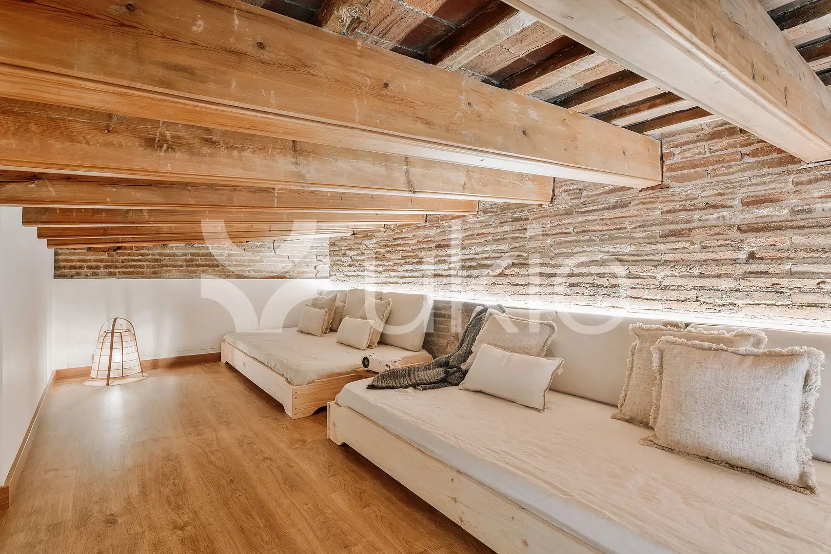 Apartments for rent in Barcelona  with Air Conditioner, Heating and Terrace