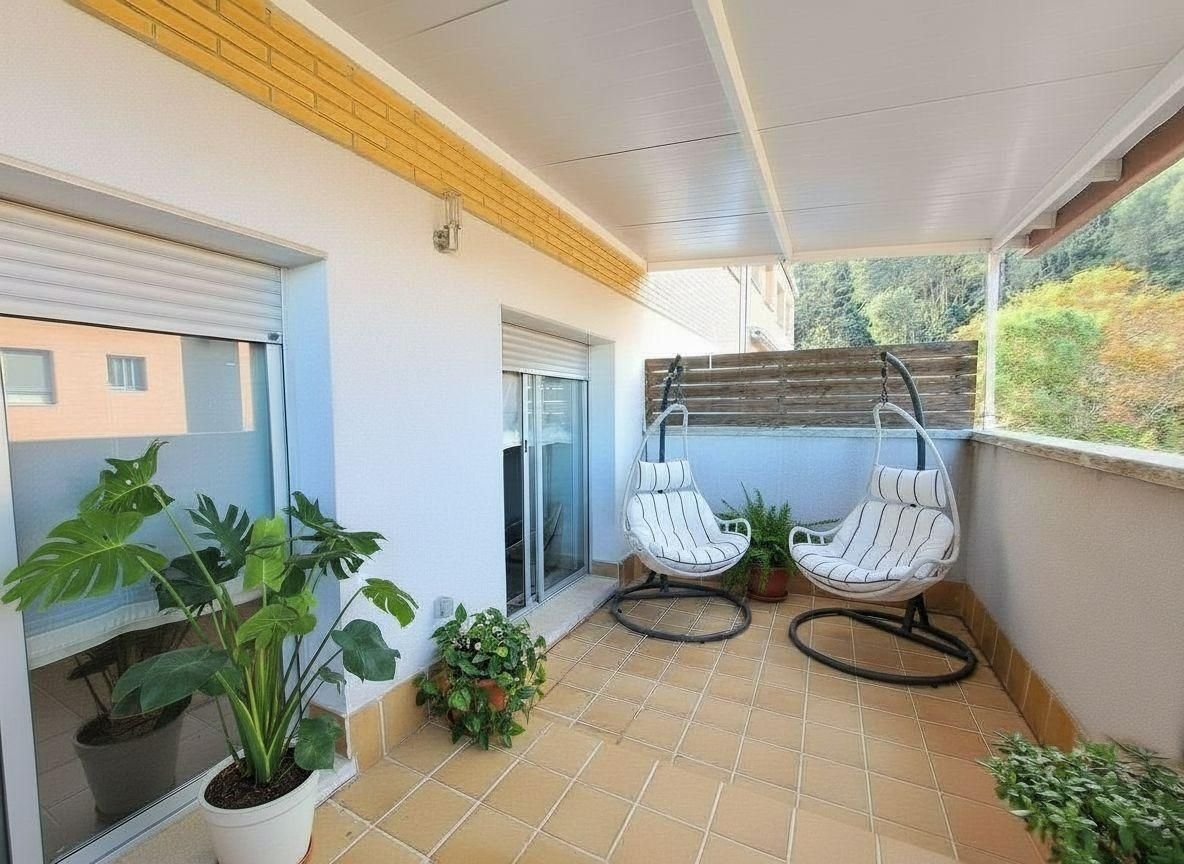 Terrassa de Casa o xalet en venda en Castellví de Rosanes amb Terrassa