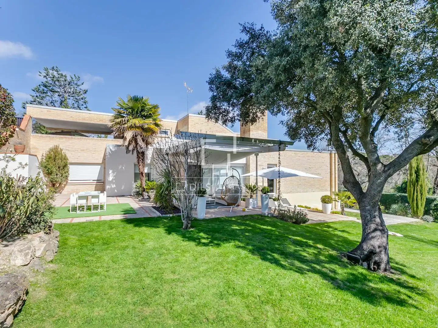 Vista exterior de Casa o chalet en venta en Algete con Aire acondicionado, Jardín privado y Parquet