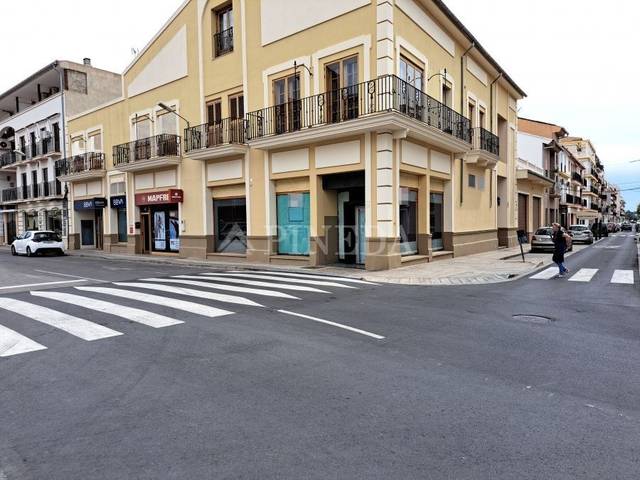 Local comercial en Alquiler en  BEATO JOFRE en El Puig