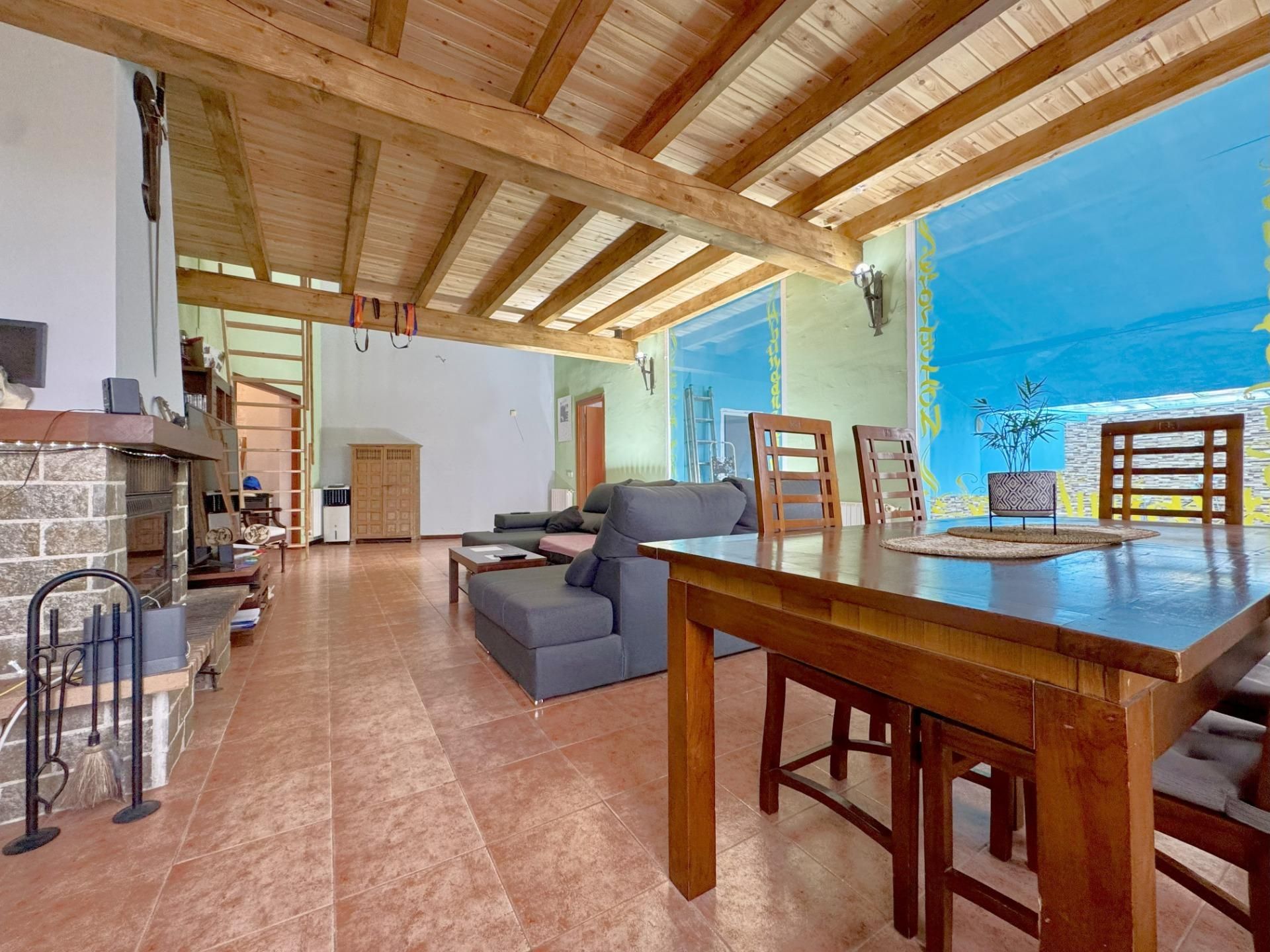 Sala d'estar de Casa o xalet en venda en Batres amb Aire condicionat, Calefacció i Jardí privat