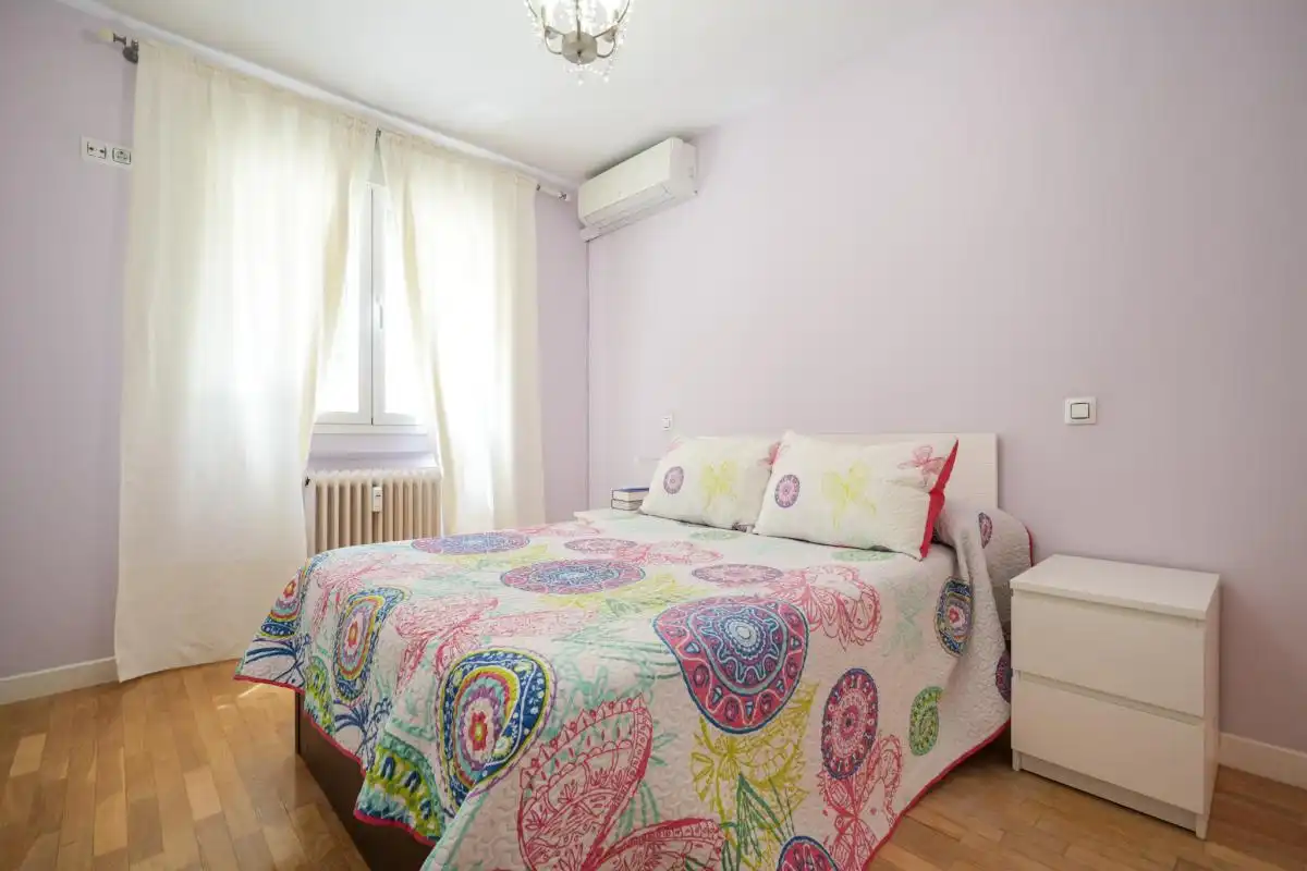 Habitación de Planta baja en venta en Alcalá de Henares con Aire acondicionado, Calefacción y Terraza
