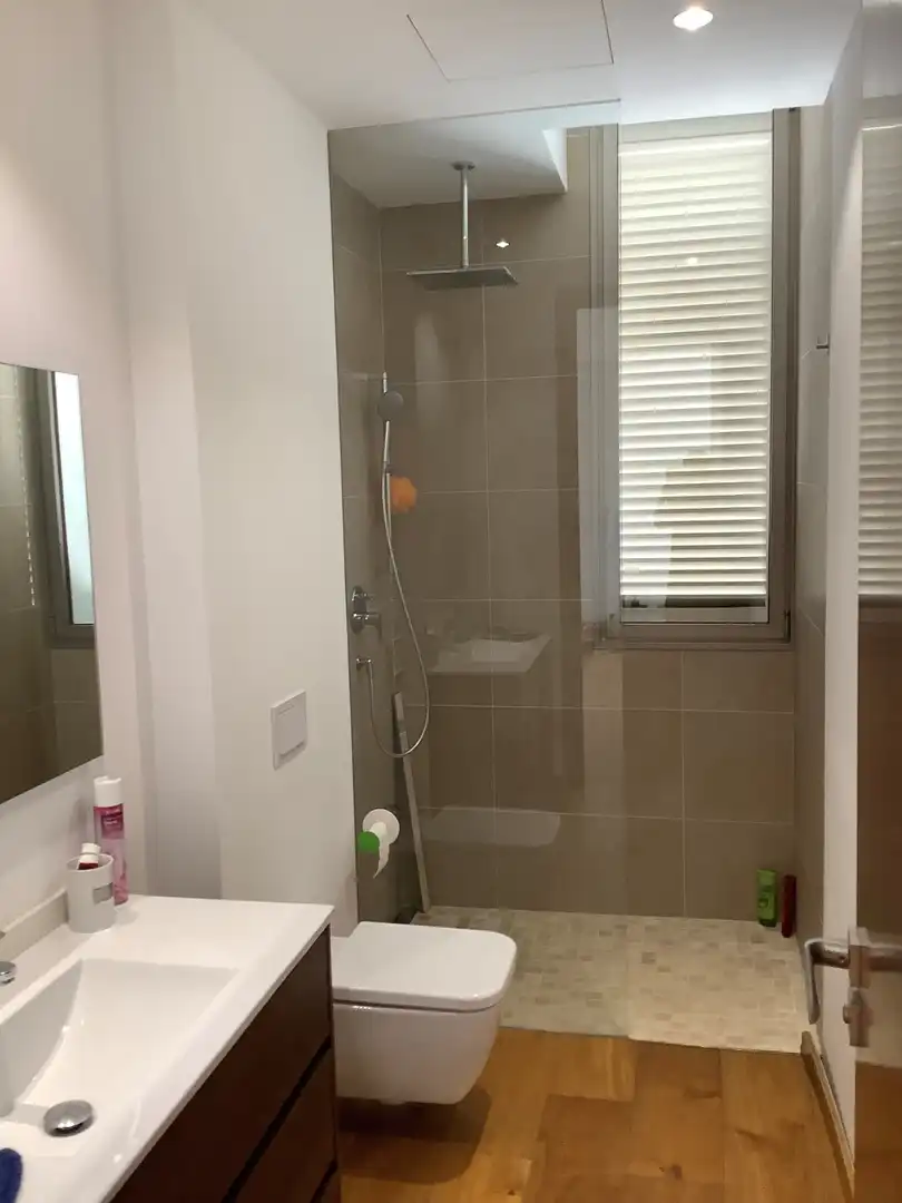 Badezimmer von Haus oder Chalet zum Verkauf in Calvià mit Klimaanlage, Privatgarten und Terrasse