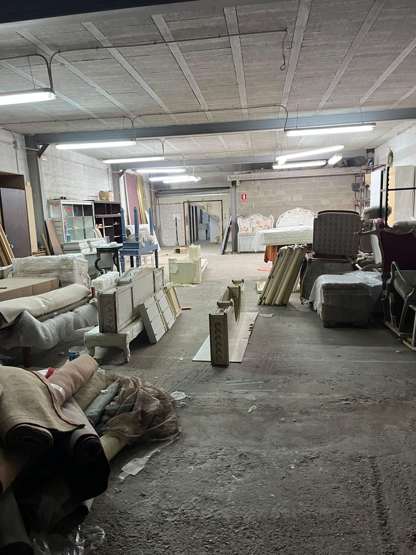 Fabrikhallen zur Miete in Torrent