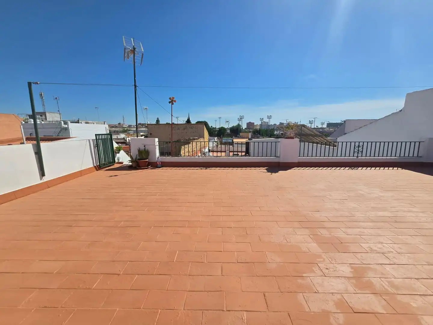 Terraza de Casa adosada en venta en Bormujos con Terraza, Trastero y Balcón
