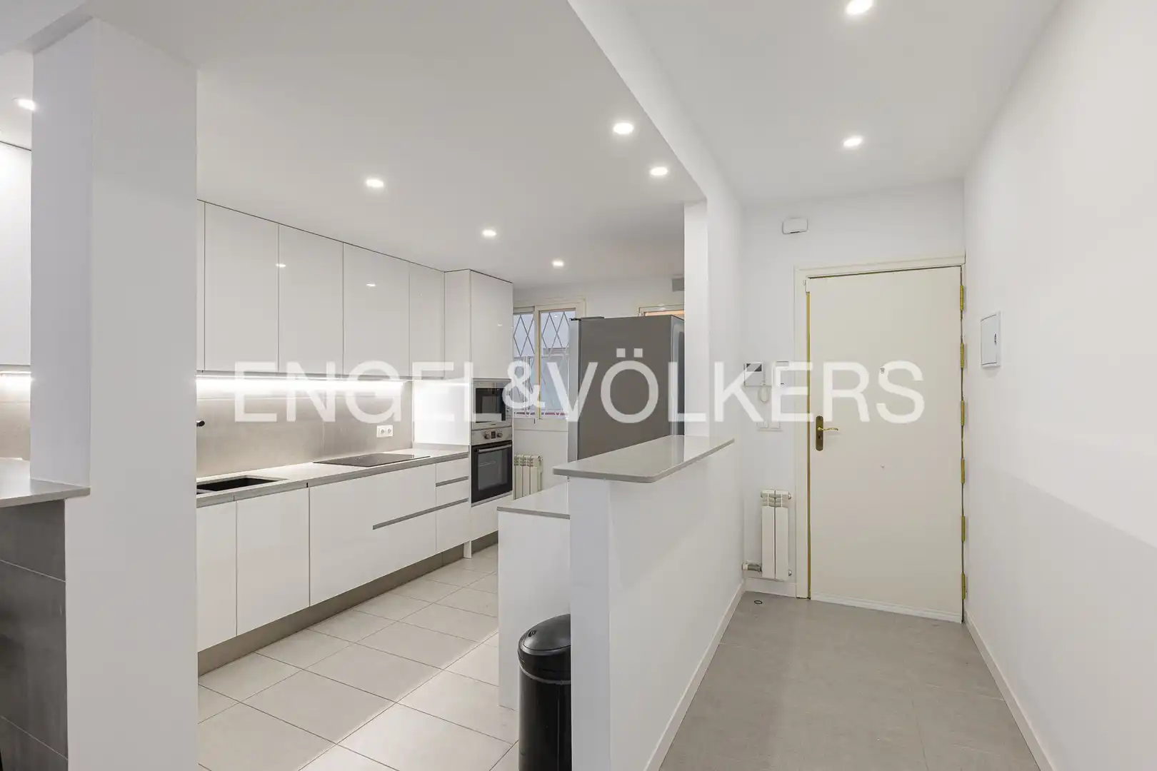 Kitchen of Flat for sale in Barcelona  with Air Conditioner, Heating and Terrace