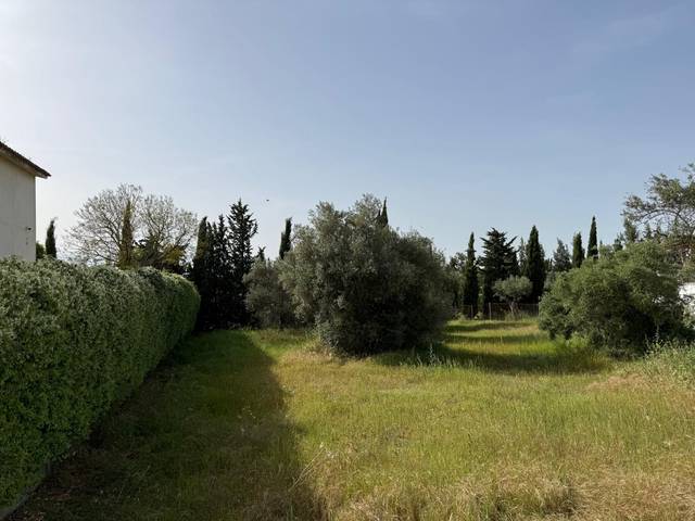 Terreno residencial en Venta en Calle Granada en Aznalcázar