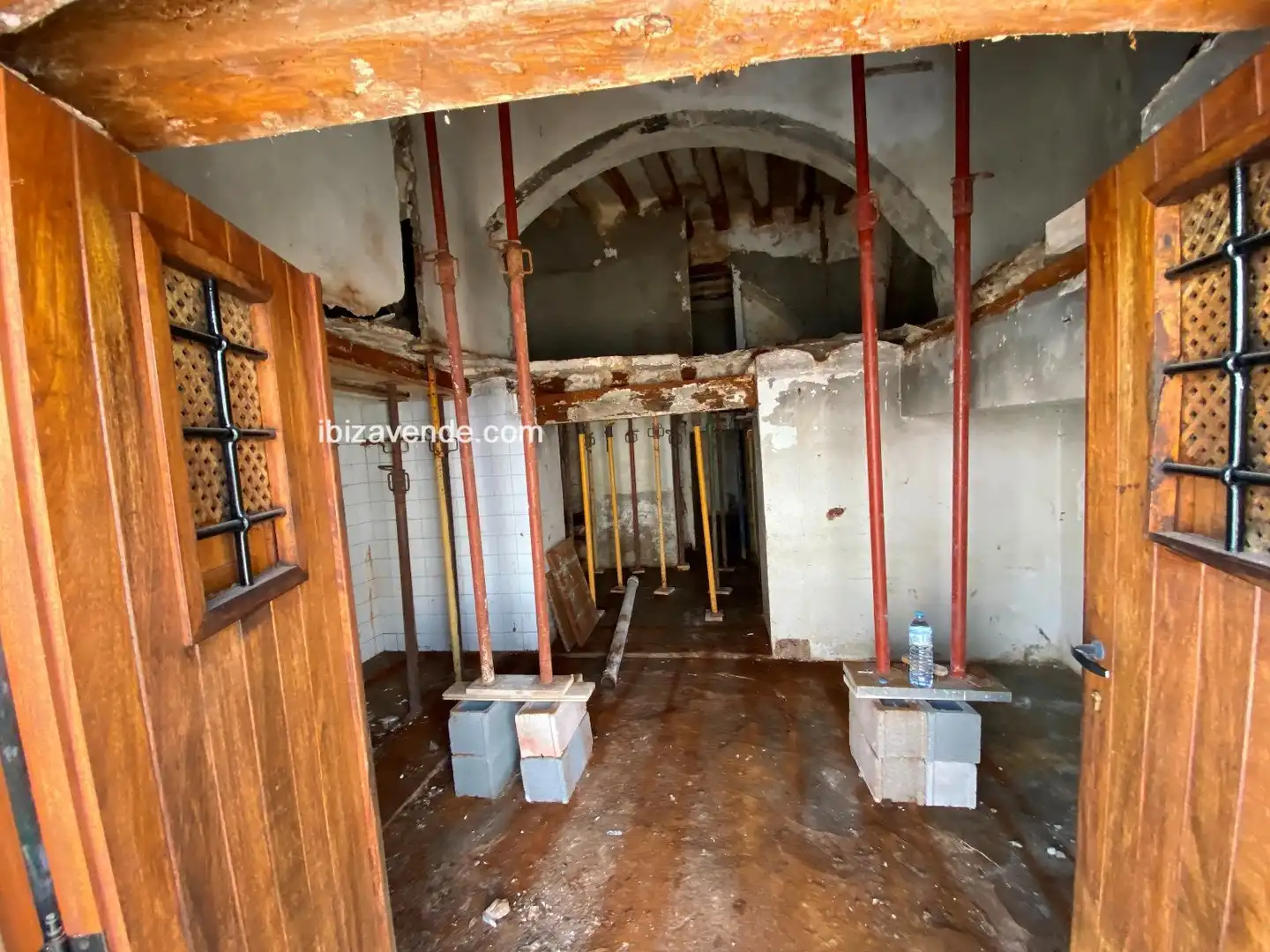 Geschaftsraum zum Verkauf in Carrer Santa Llúcia, Dalt de la Vila - La Marina