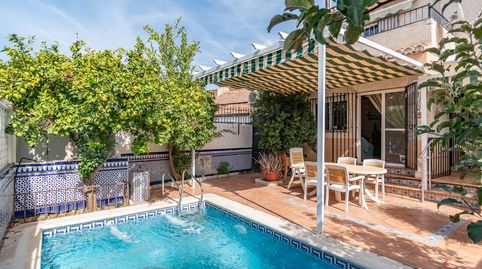 Foto 2 de Casa adosada en venta en Calle Tarifa (hi), 4, Híjar, Las Gabias