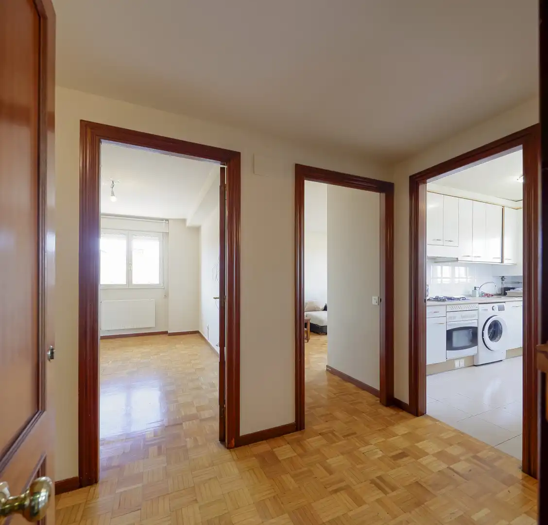 Piso en venta en Oviedo  con Calefacción y Trastero
