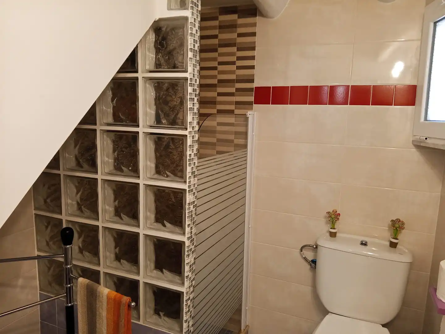 Bathroom of Houses for sale in Calles  with Furnished, Oven and Washing machine