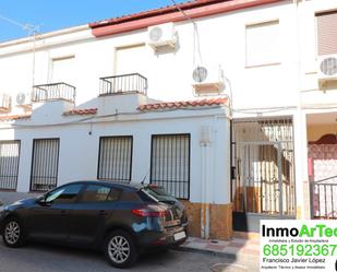 Exterior view of Single-family semi-detached for sale in Illora  with Air Conditioner and Terrace